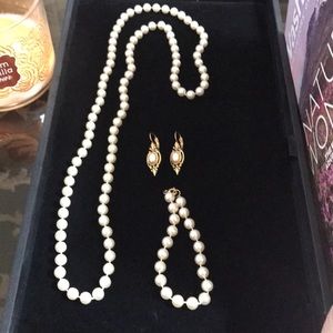 Pearl (imitation) set. Wedding. Antique.